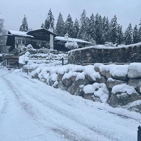 Alpenchalet Zum Jeremia 格赖瑙 外观 照片