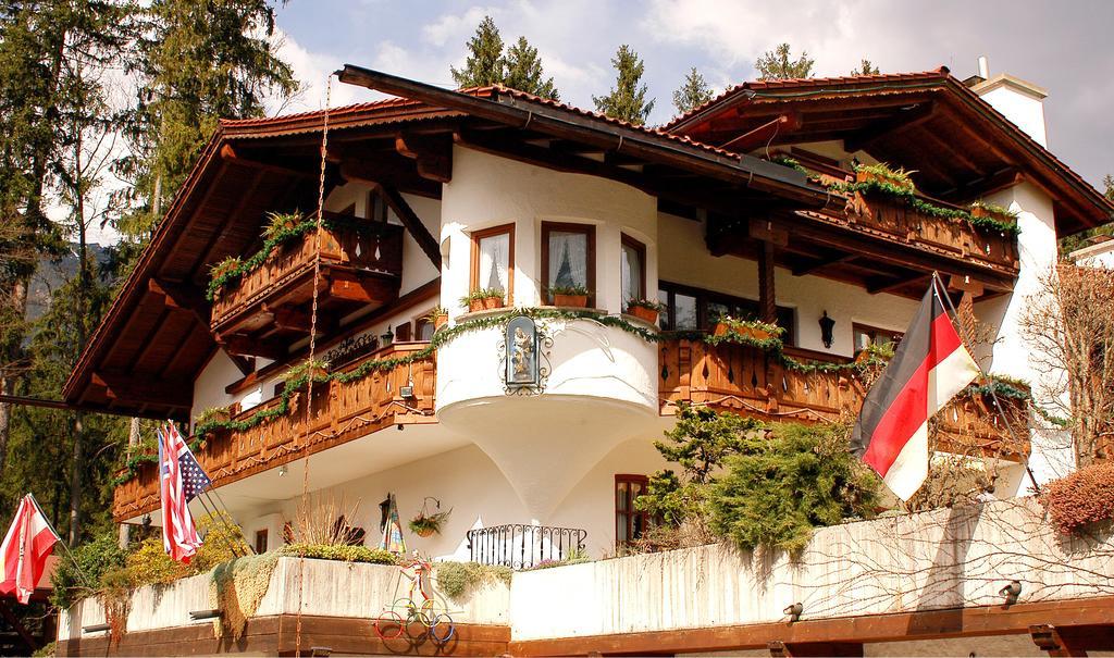 Alpenchalet Zum Jeremia 格赖瑙 外观 照片