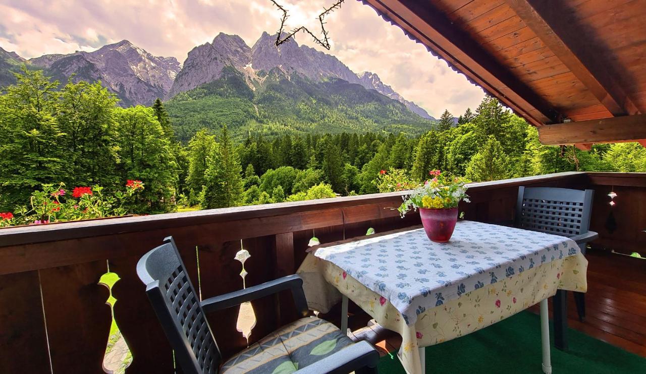 Alpenchalet Zum Jeremia 格赖瑙 外观 照片
